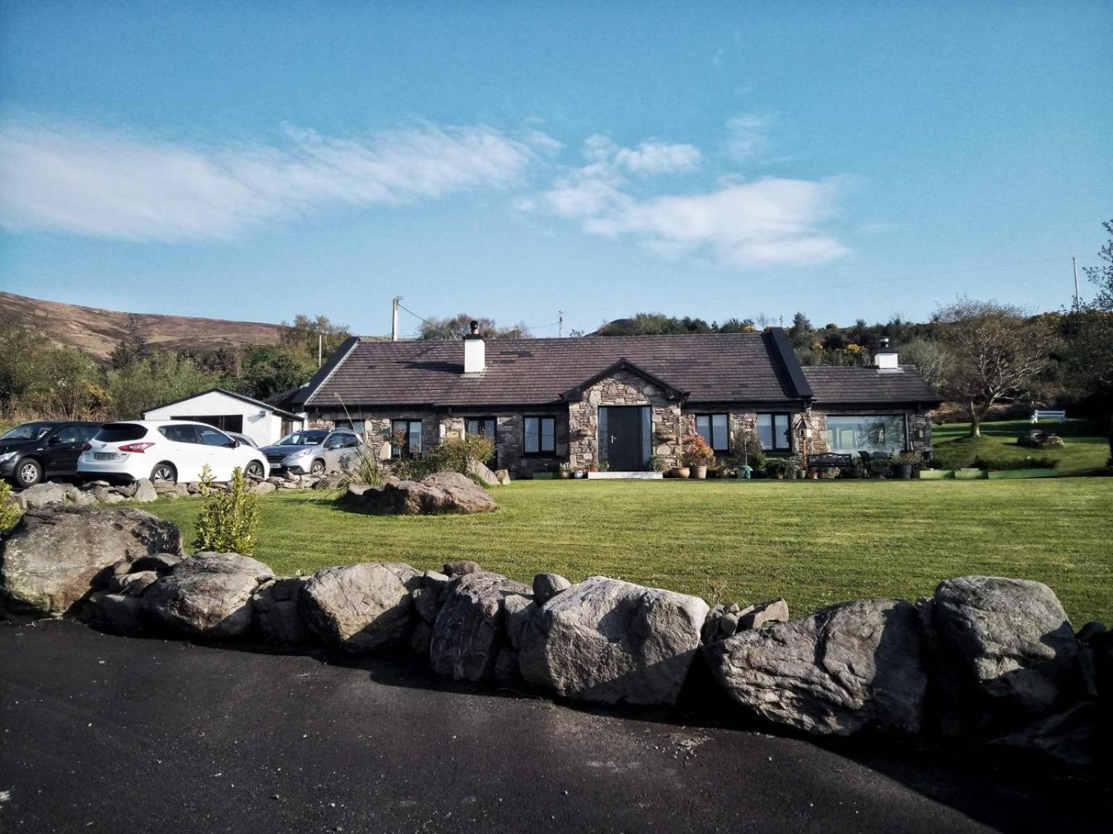Laune Bridge Great Lawn Kinisi 16K From The Town Centre V93 Hv56 B&B 외부 사진